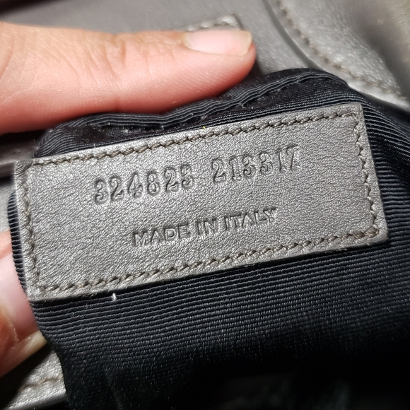 1️⃣0️⃣2️⃣0 Authenticated Saint Laurent Sac de Jour - Picture 4 of 15